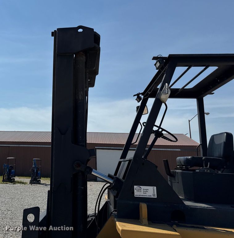 image for item ED4472 1996 Wiggins W250Y forklift