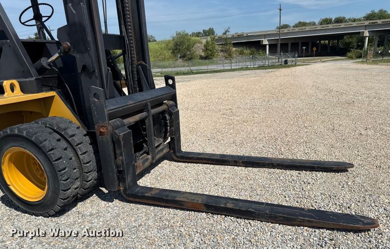 image for item ED4472 1996 Wiggins W250Y forklift