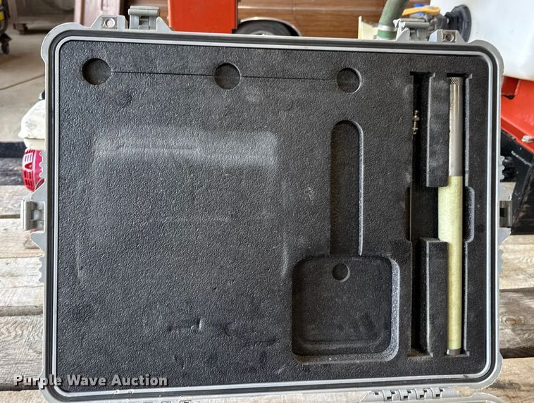 image for item ED4477 DigiTrak F2 locator