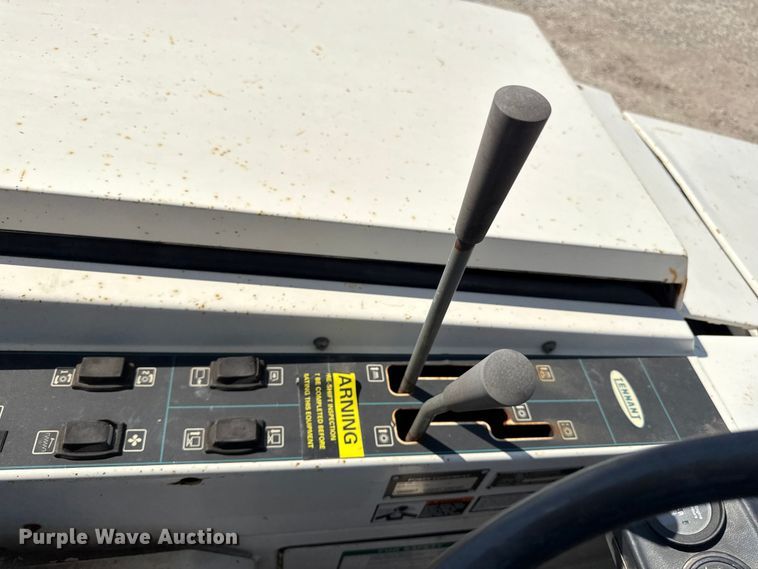 image for item ED4479 Tennant  365 sweeper