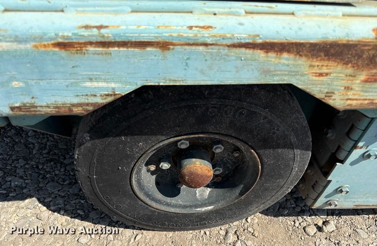 image for item ED4479 Tennant  365 sweeper