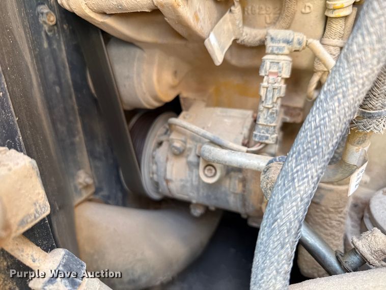 image for item ED5814 2018 John Deere 844K-III wheel loader