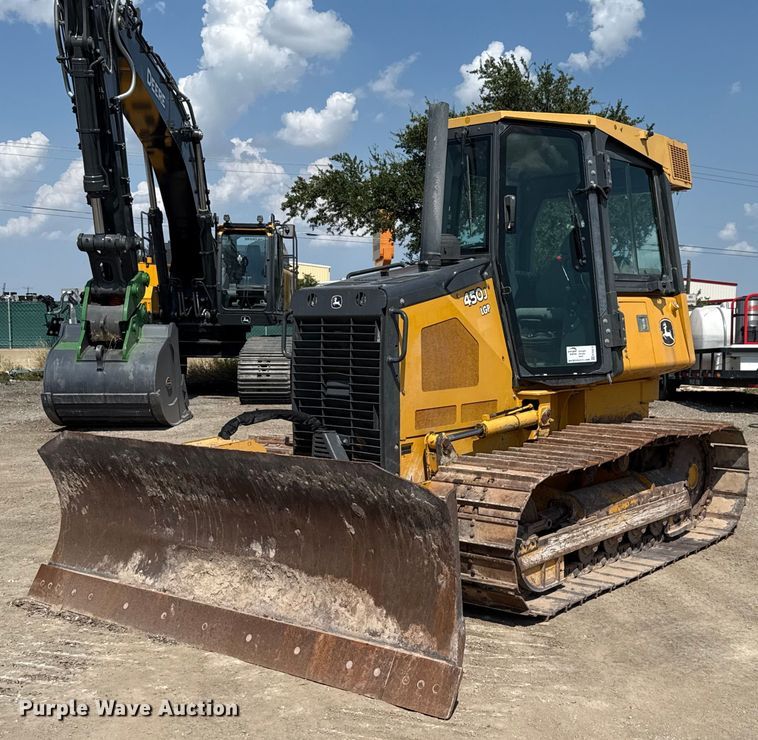 2016 John Deere 450J LGP