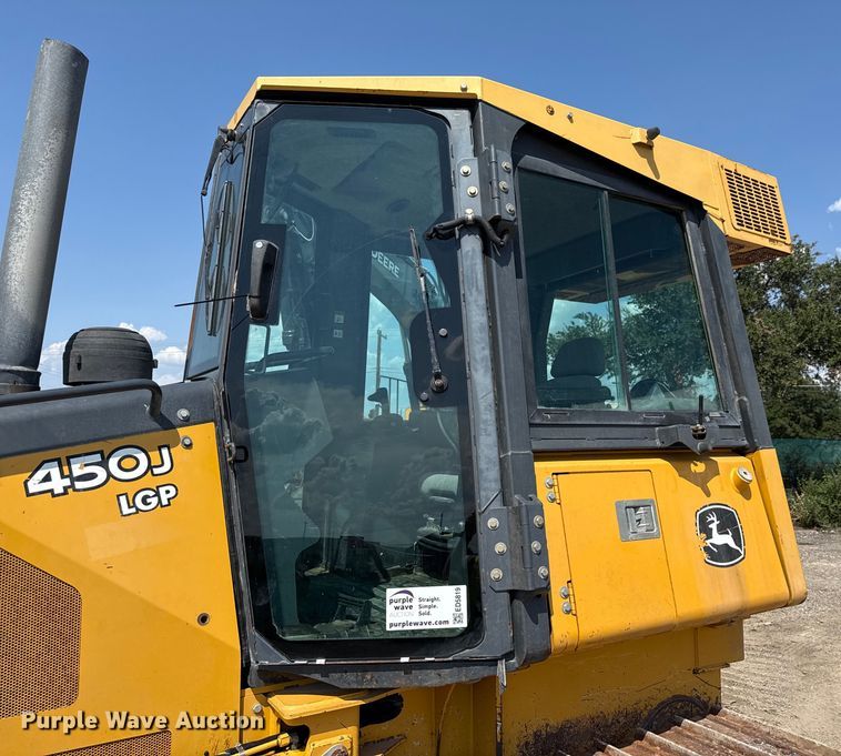 image for item ED5819 2016 John Deere 450J LGP dozer