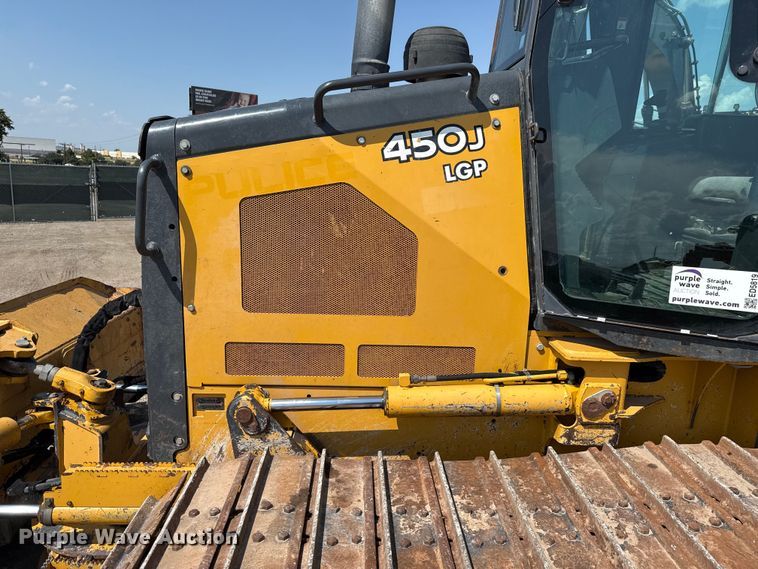 image for item ED5819 2016 John Deere 450J LGP dozer