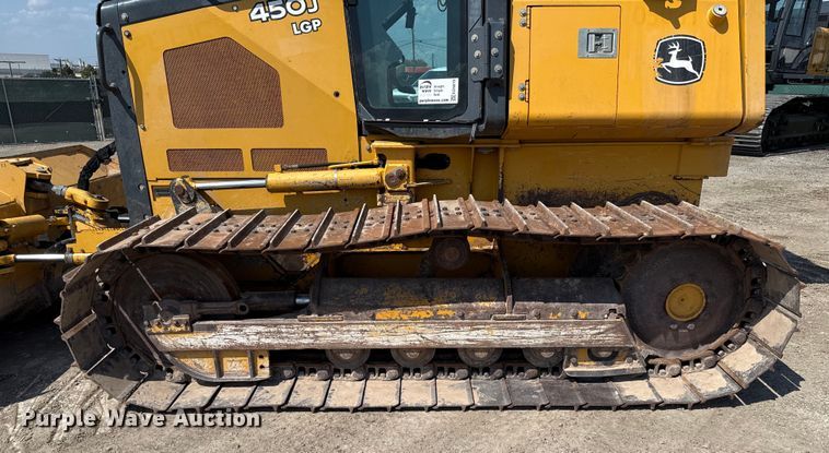 image for item ED5819 2016 John Deere 450J LGP dozer
