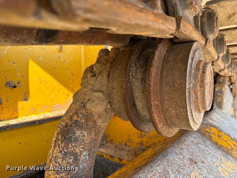 image for item ED5819 2016 John Deere 450J LGP dozer