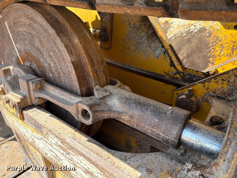 image for item ED5819 2016 John Deere 450J LGP dozer