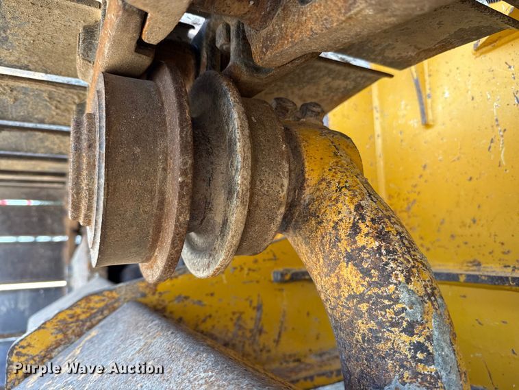 image for item ED5819 2016 John Deere 450J LGP dozer