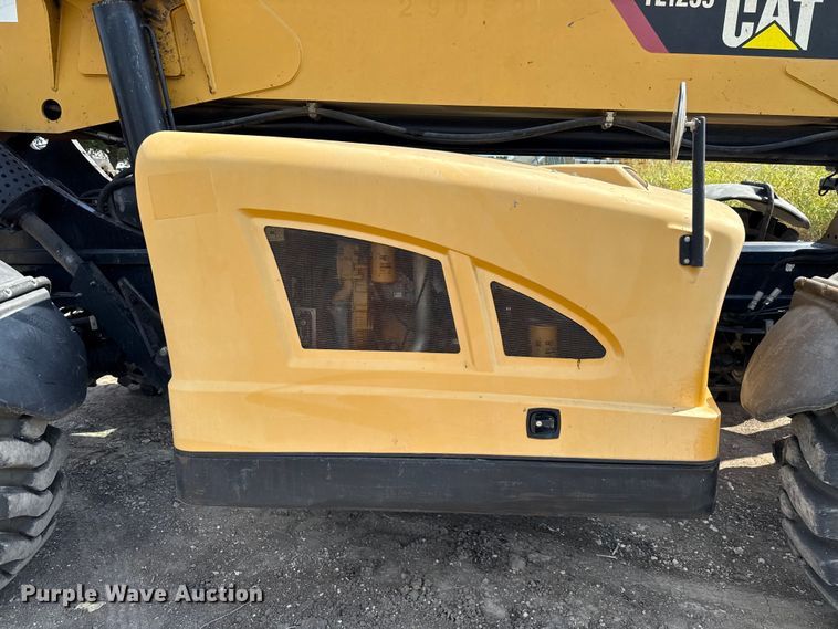 image for item ED5820 2011 Caterpillar TL1255 telehandler