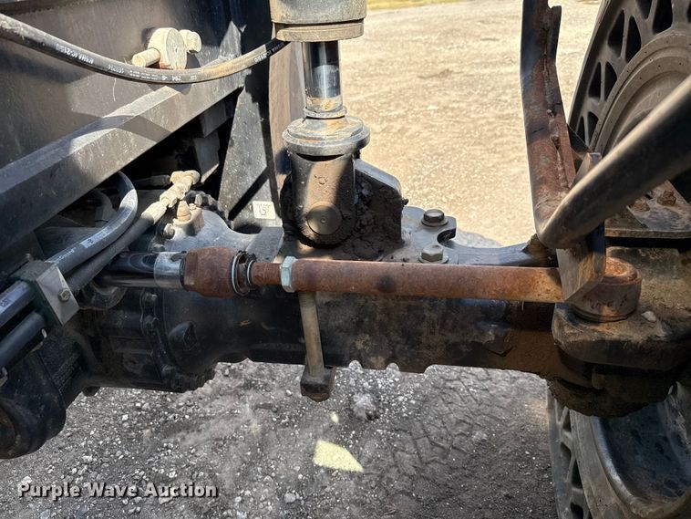 image for item ED5820 2011 Caterpillar TL1255 telehandler