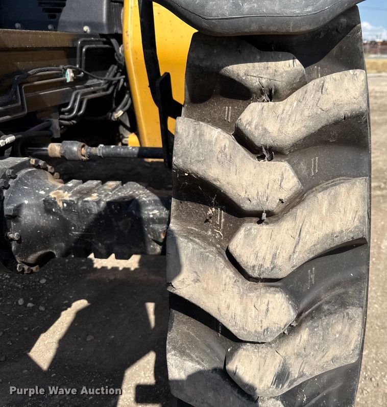 image for item ED5820 2011 Caterpillar TL1255 telehandler