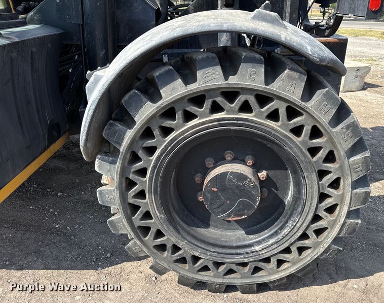 image for item ED5820 2011 Caterpillar TL1255 telehandler