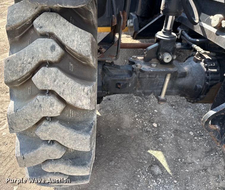 image for item ED5820 2011 Caterpillar TL1255 telehandler