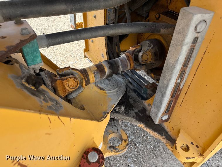 image for item ED5822 2005 Volvo L90E wheel loader