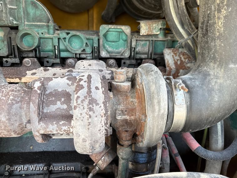 image for item ED5822 2005 Volvo L90E wheel loader