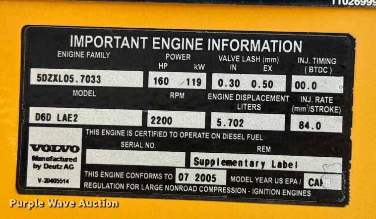 image for item ED5822 2005 Volvo L90E wheel loader