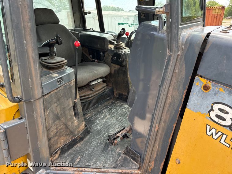 image for item ED5852 John Deere 850K WLT dozer