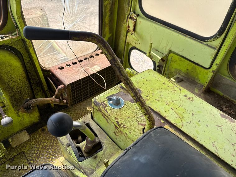 image for item ED5879 1978 Terex 82-30 B dozer