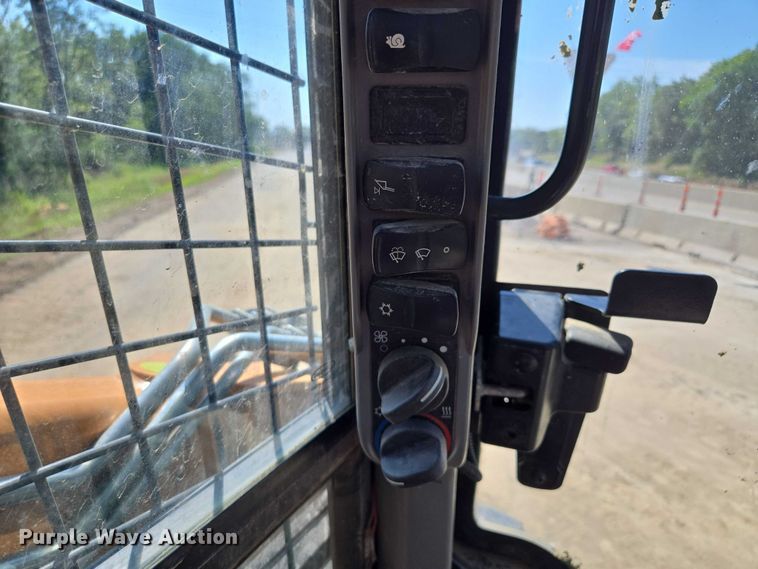 image for item EF1842 2020 Case TV370B tracked skid steer loader