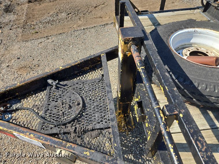 image for item EF1843 2000 Titan crack sealer