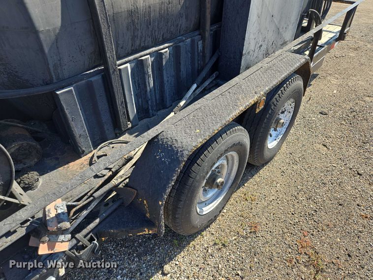 image for item EF1843 2000 Titan crack sealer