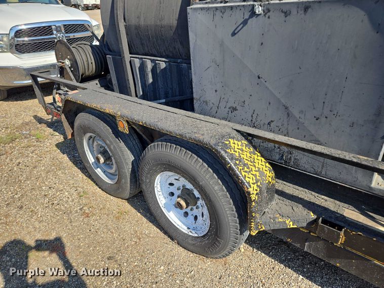 image for item EF1843 2000 Titan crack sealer