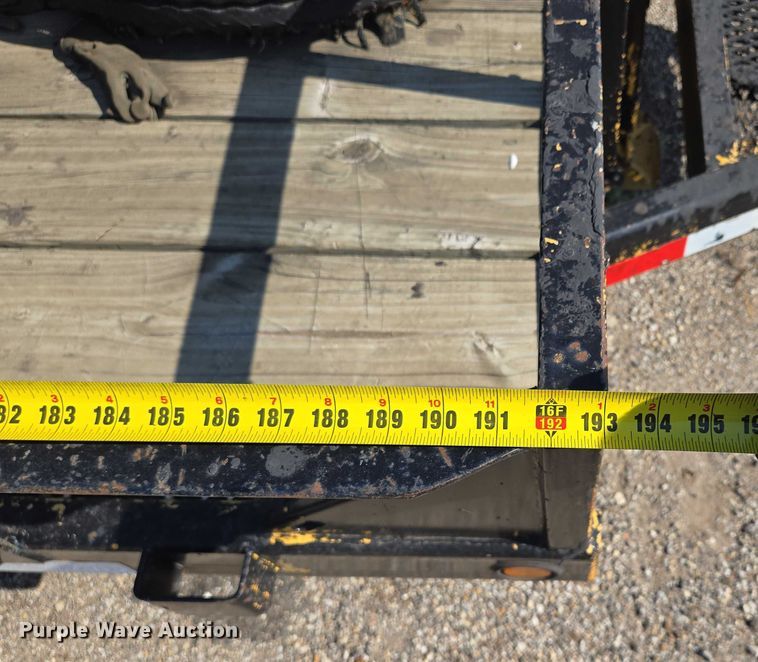 image for item EF1843 2000 Titan crack sealer