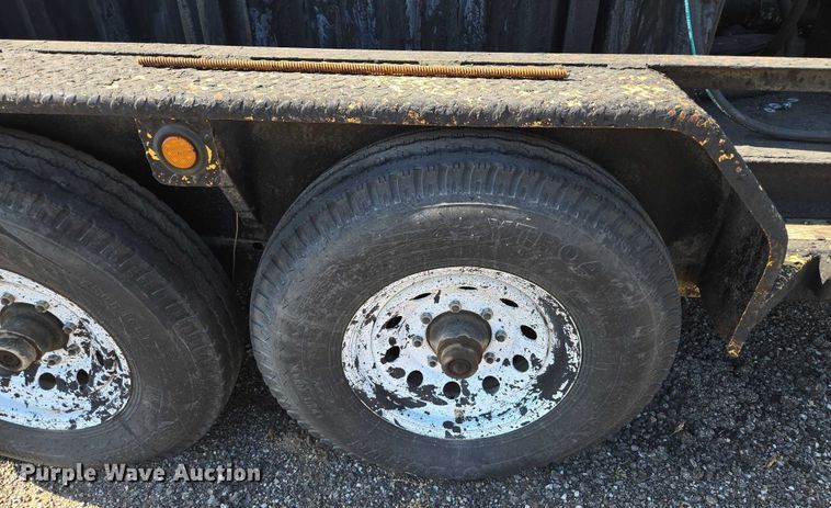 image for item EF1843 2000 Titan crack sealer