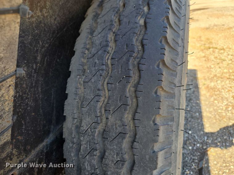 image for item EF1843 2000 Titan crack sealer