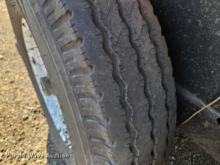 image for item EF1843 2000 Titan crack sealer