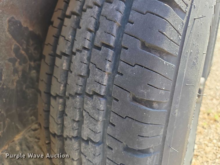 image for item EF1843 2000 Titan crack sealer