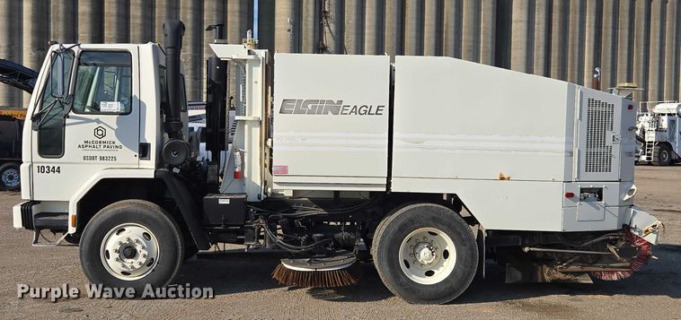 image for item EF1844 1996 Ford Elgin Eagle street sweeper truck