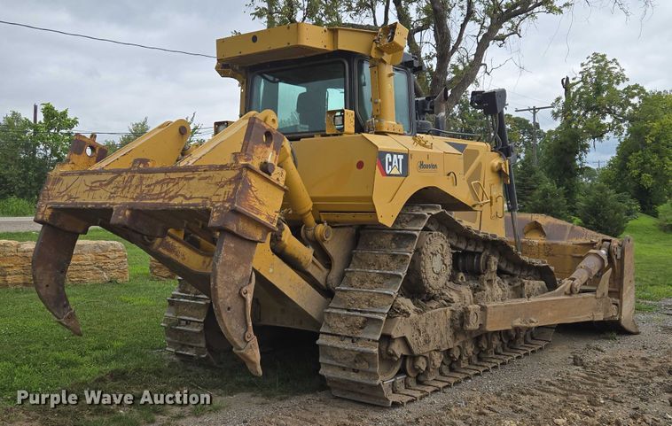 TOPADOR FRONTAL 2011 CATERPILLAR D8T