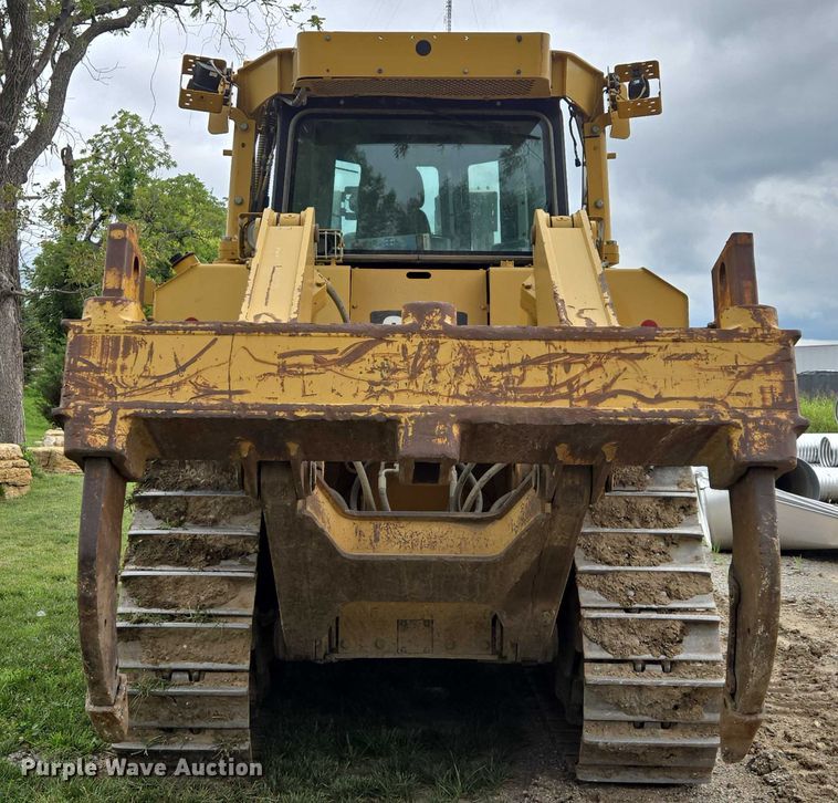 image for item EF1916 2011 Caterpillar D8T  dozer