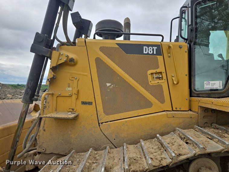 image for item EF1916 2011 Caterpillar D8T  dozer