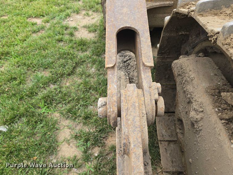 image for item EF1916 2011 Caterpillar D8T  dozer