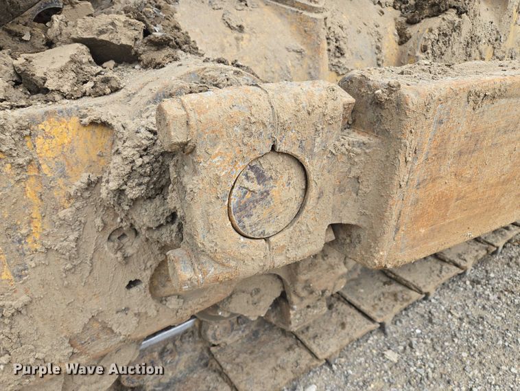 image for item EF1916 2011 Caterpillar D8T  dozer