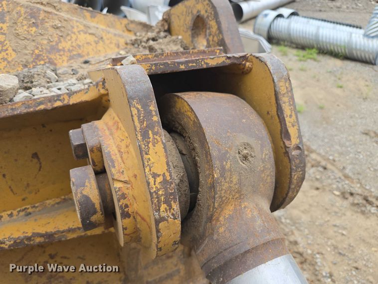 image for item EF1916 2011 Caterpillar D8T  dozer