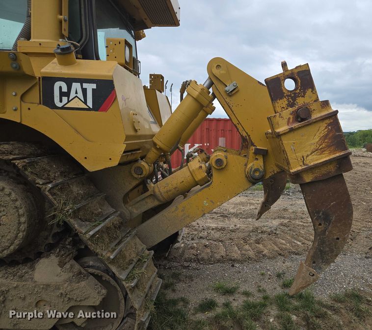 image for item EF1916 2011 Caterpillar D8T  dozer