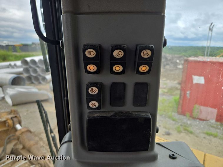 image for item EF1916 2011 Caterpillar D8T  dozer