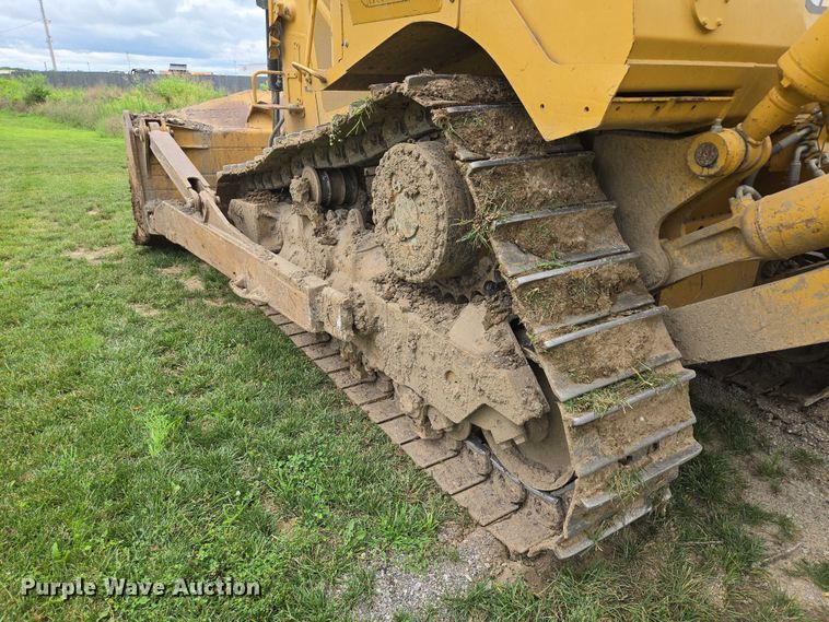 image for item EF1916 2011 Caterpillar D8T  dozer