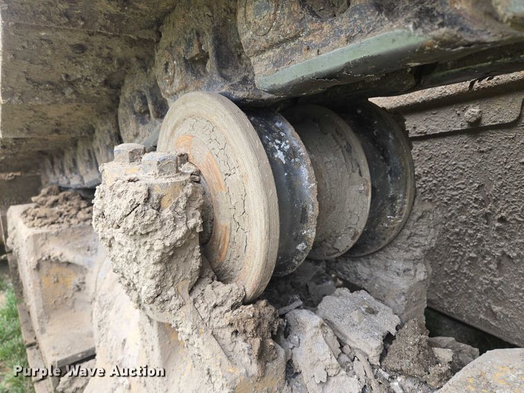 image for item EF1916 2011 Caterpillar D8T  dozer