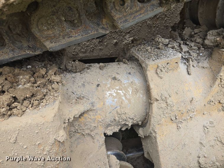 image for item EF1916 2011 Caterpillar D8T  dozer