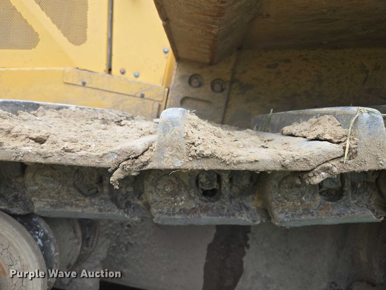 image for item EF1916 2011 Caterpillar D8T  dozer