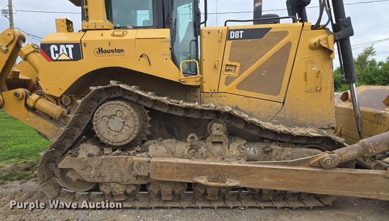 image for item EF1916 2011 Caterpillar D8T  dozer