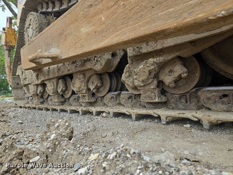 image for item EF1916 2011 Caterpillar D8T  dozer