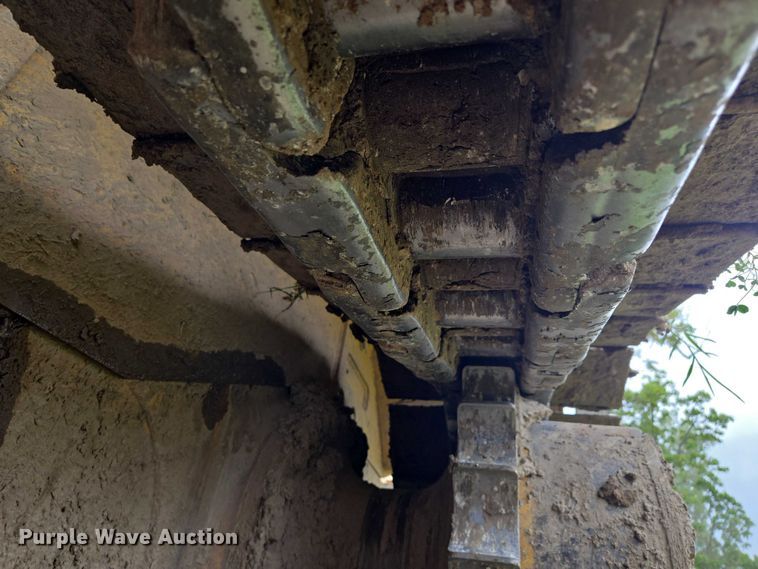 image for item EF1916 2011 Caterpillar D8T  dozer