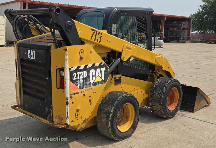 MINI CARGADOR SOBRE RUEDAS 2014 CATERPILLAR 272D