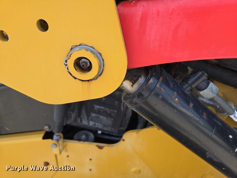 image for item EF1919 2014 Caterpillar 272D skid steer loader